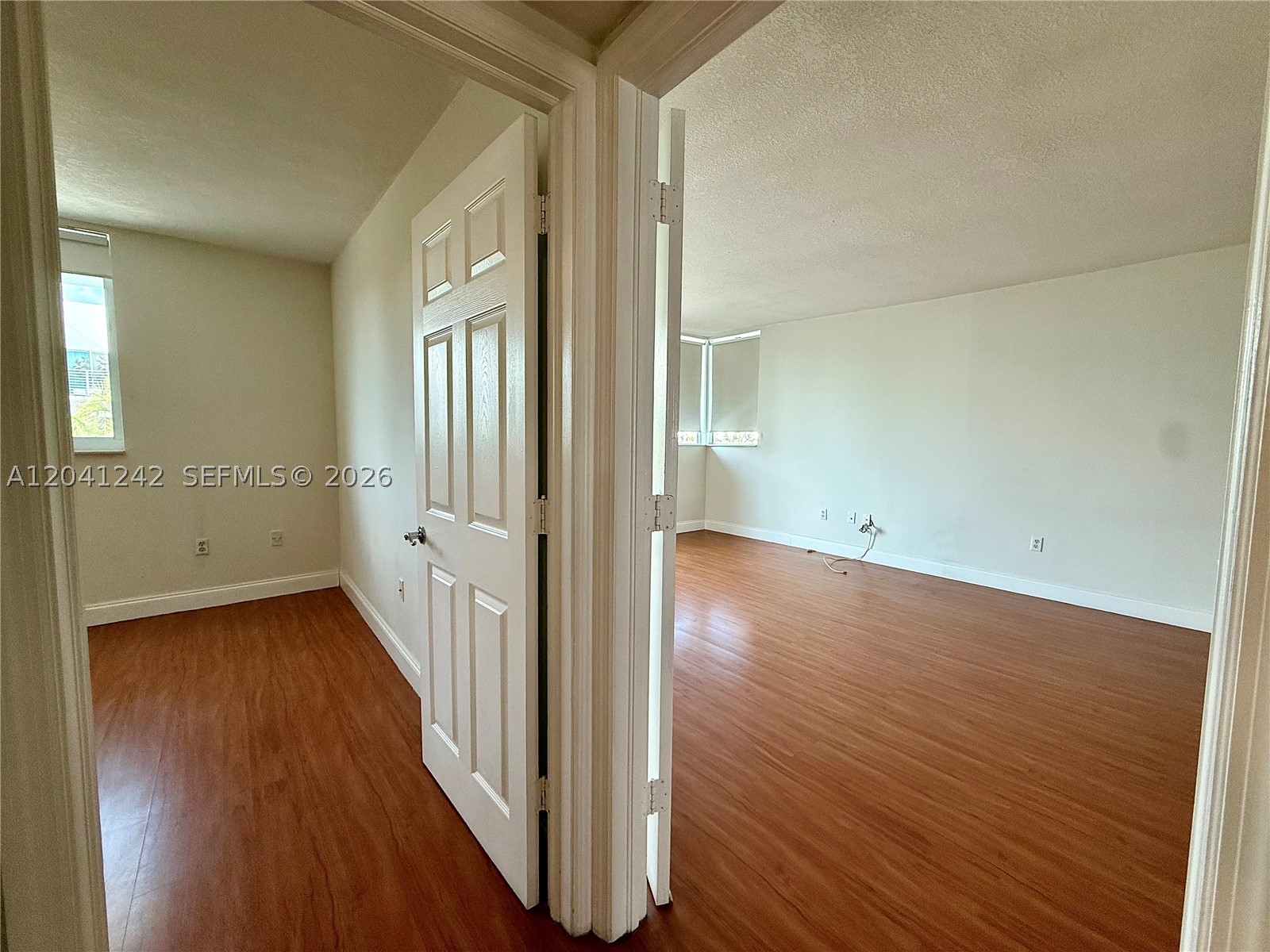 ROND POINT CONDO - Residential