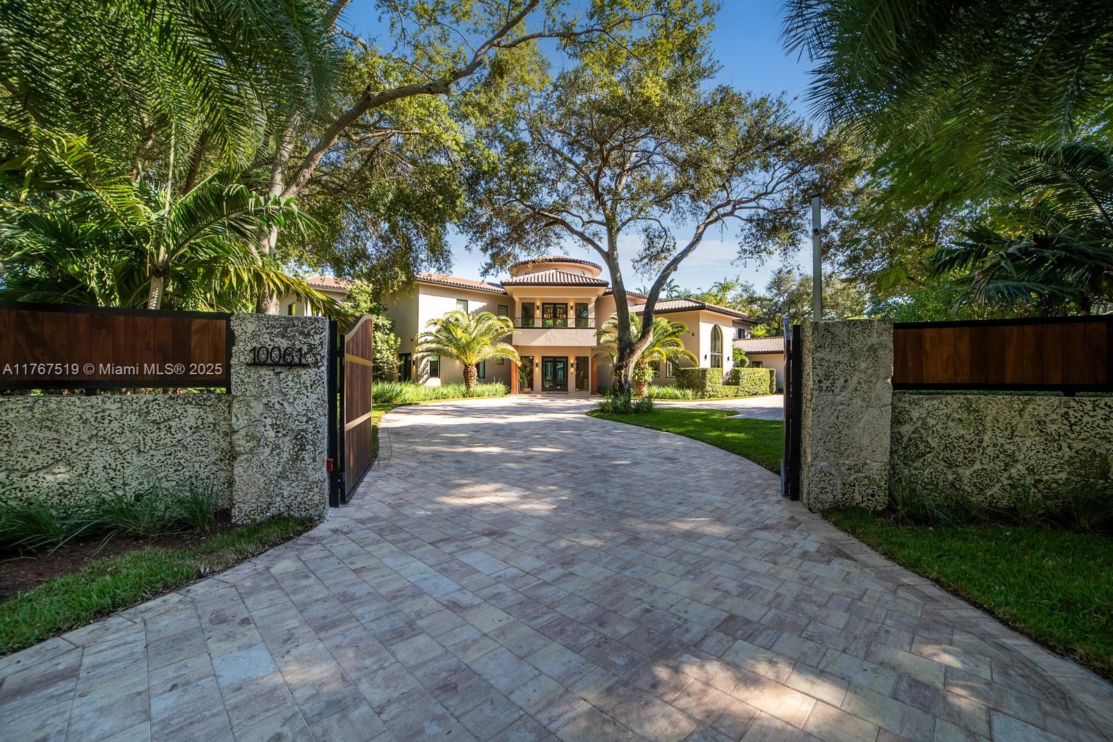 MARTIN SUBURBAN ACRES - Residential