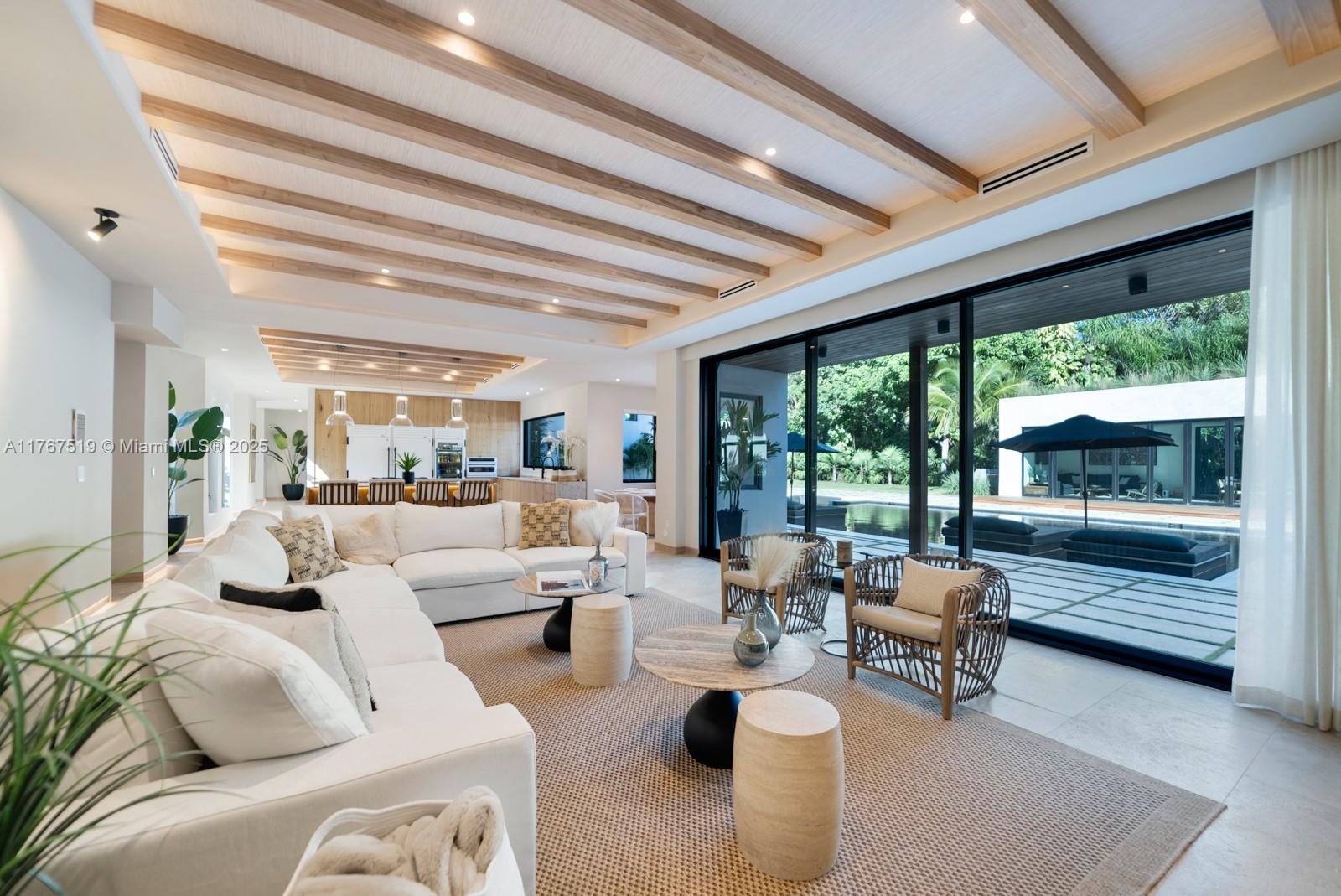 MARTIN SUBURBAN ACRES - Residential