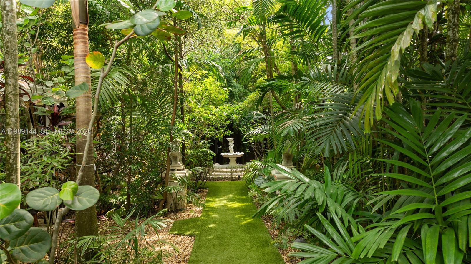 COCONUT GROVE PK 2ND AMD - Residential