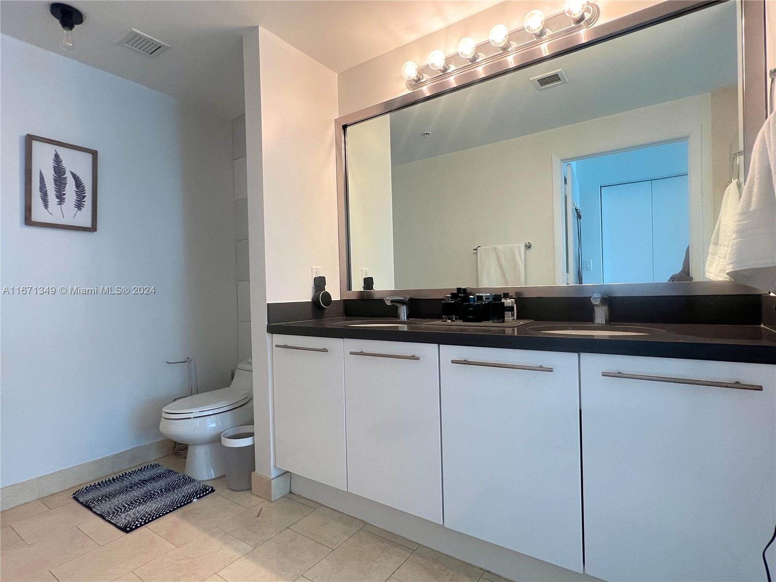 IVY CONDO - Residential Lease
