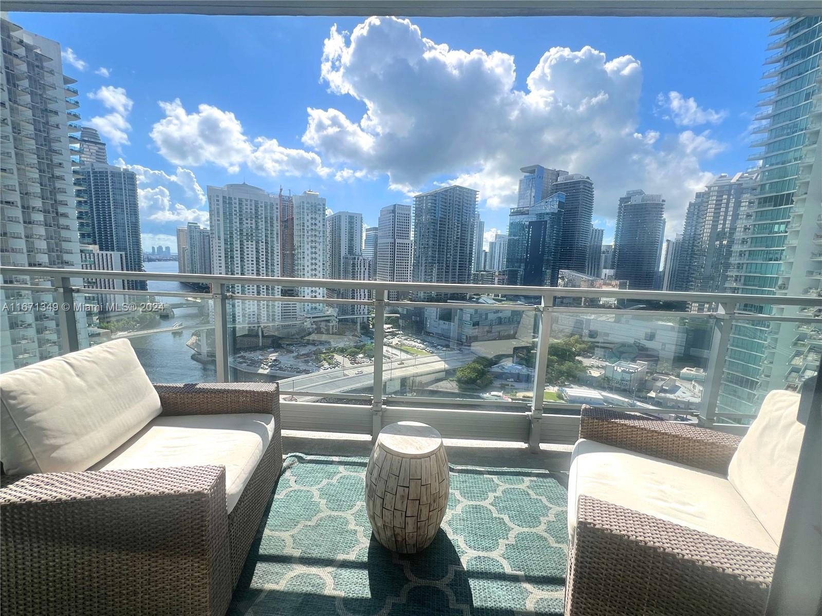 IVY CONDO - Residential Lease