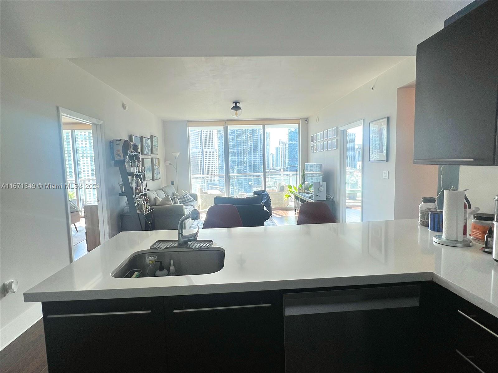 IVY CONDO - Residential Lease