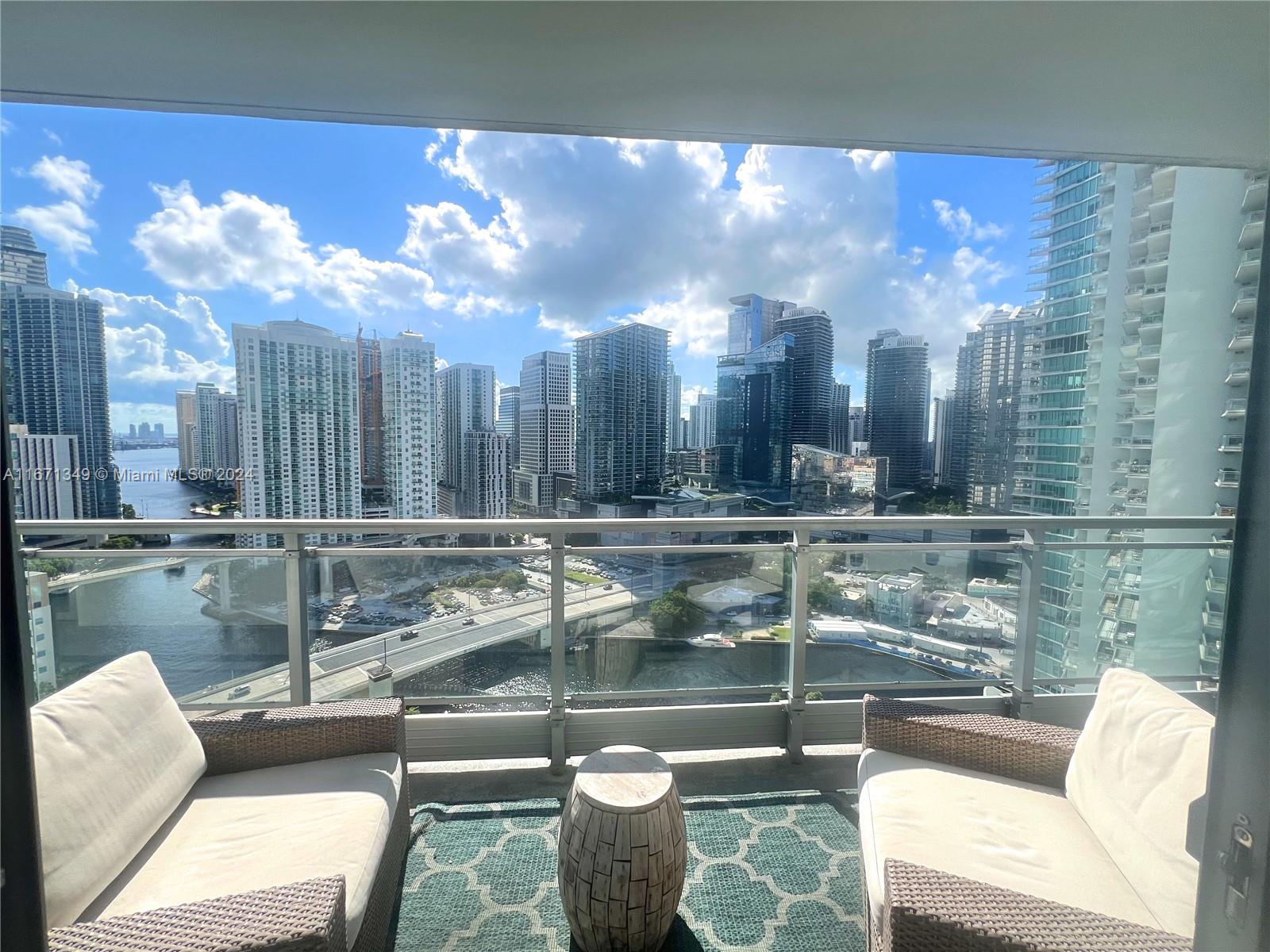 IVY CONDO - Residential Lease