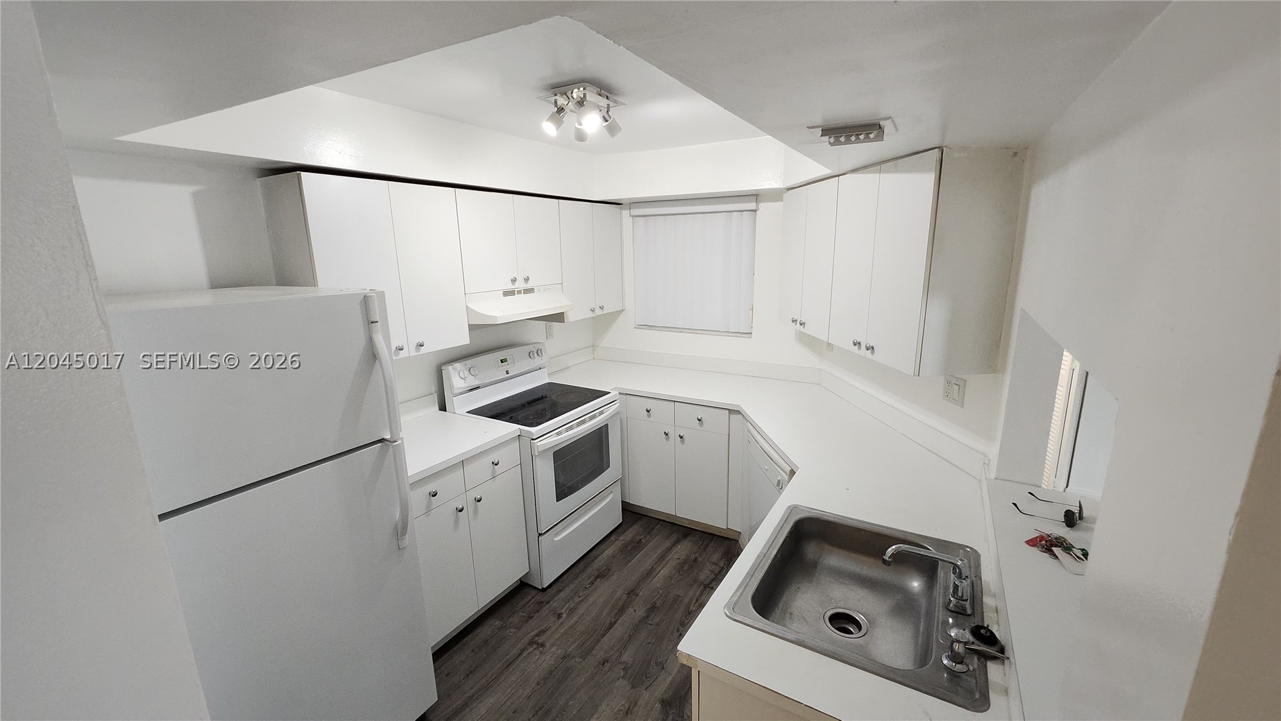 VERABELLA FALLS CONDO - Residential