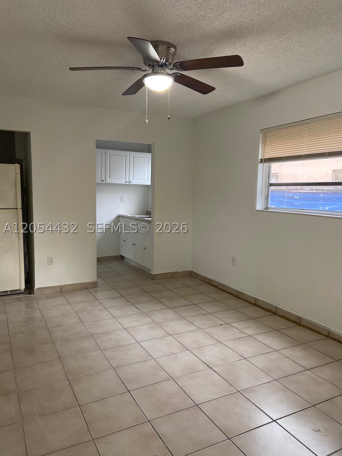 TOWN OF HIALEAH - Residential Lease