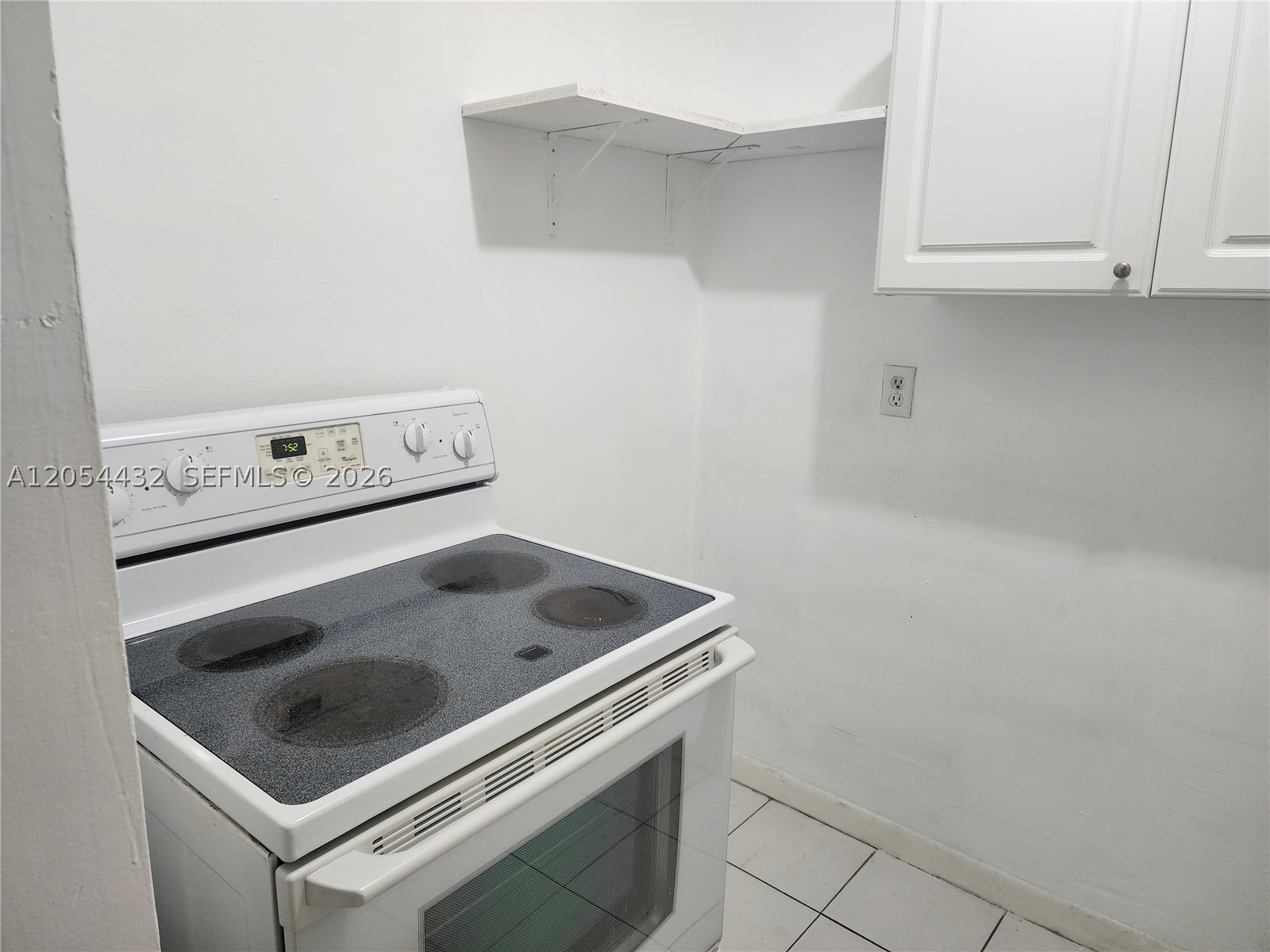 TOWN OF HIALEAH - Residential Lease