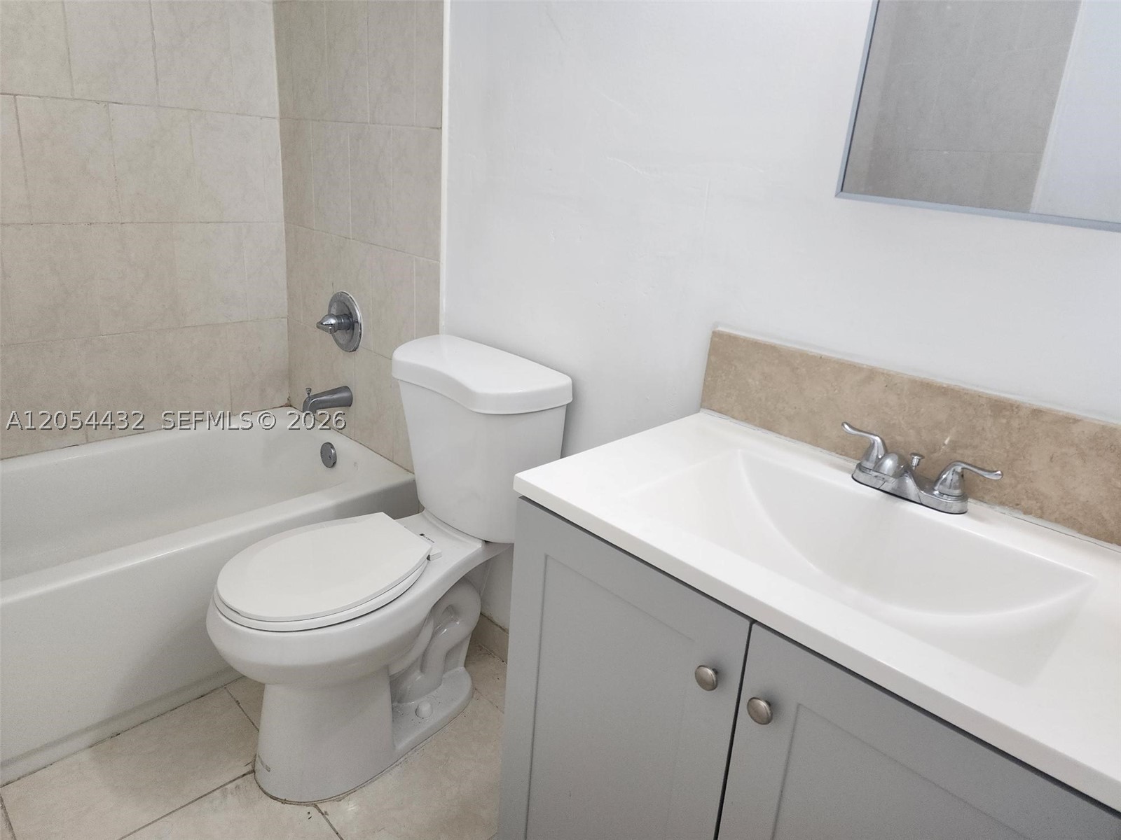 TOWN OF HIALEAH - Residential Lease
