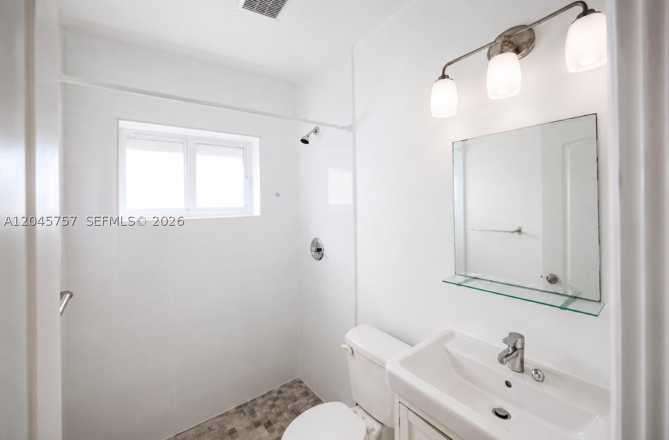 LEMON CITY WHITES - Residential Lease