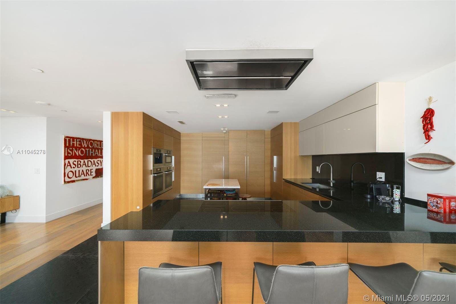 RESIDENCES AT VIZCAYA CON - Residential