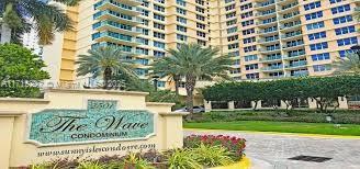 THE WAVE CONDO - Residential