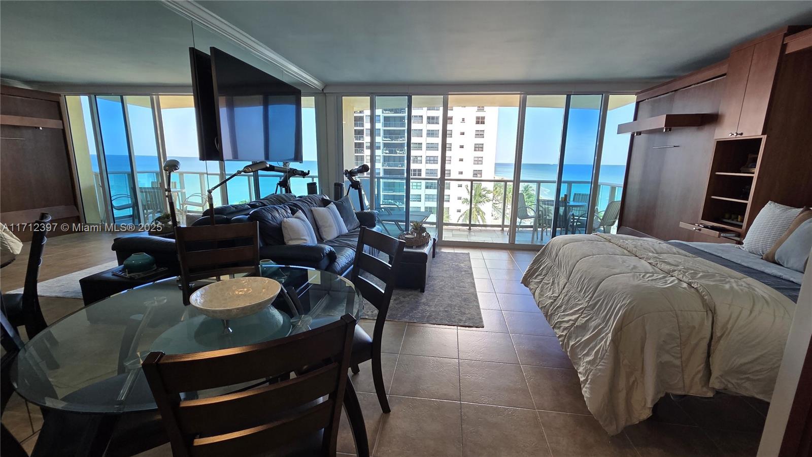 THE WAVE CONDO - Residential