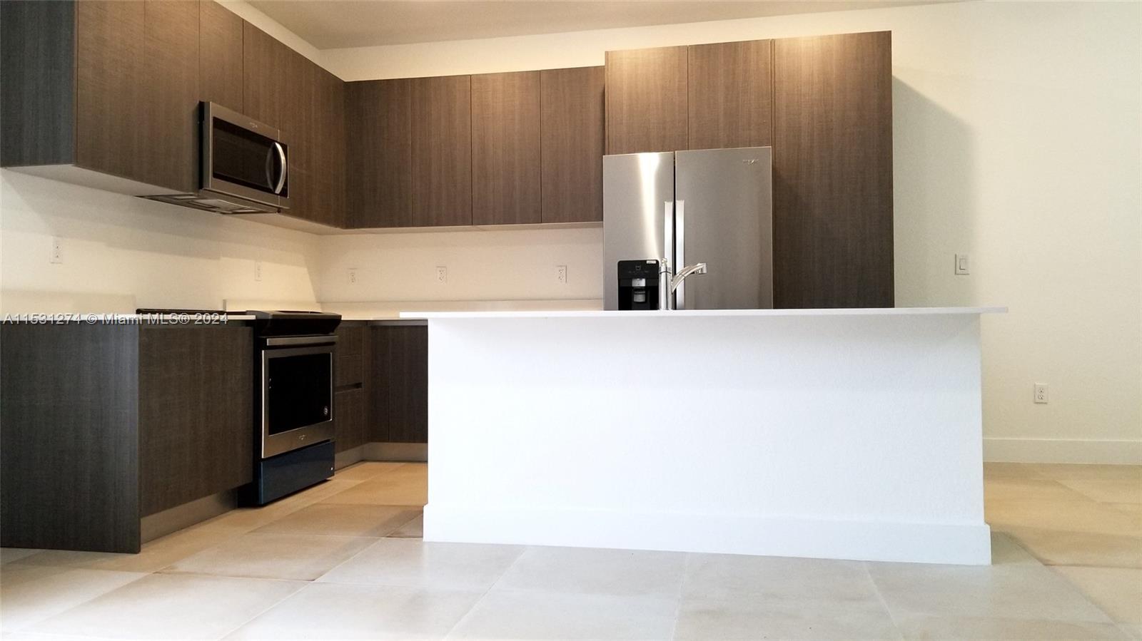CENTURY PARK PLACE - Residential Lease