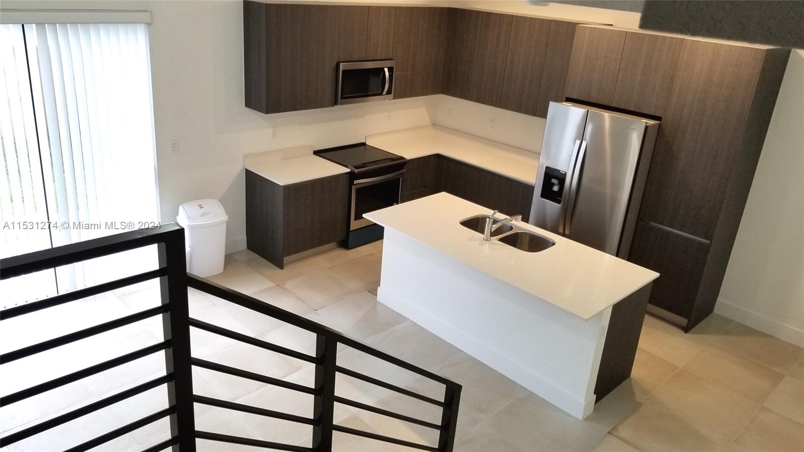 CENTURY PARK PLACE - Residential Lease