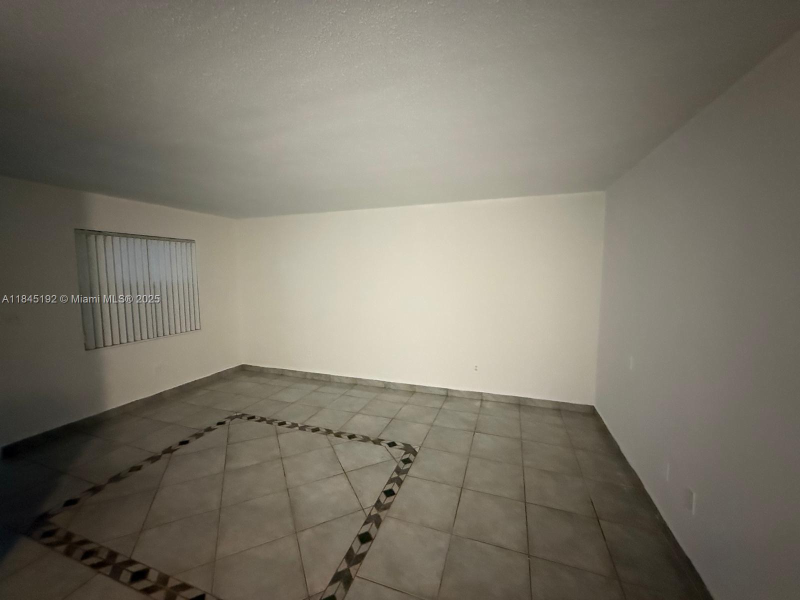 JOE-RON NORTH CONDO - Residential Lease
