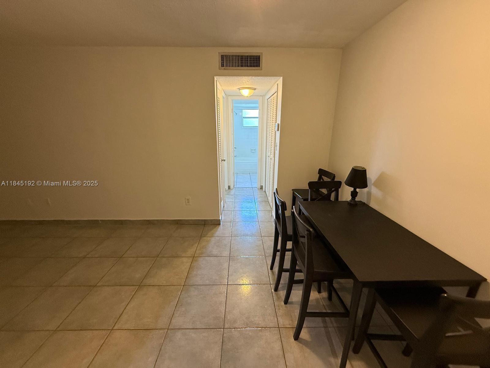 JOE-RON NORTH CONDO - Residential Lease