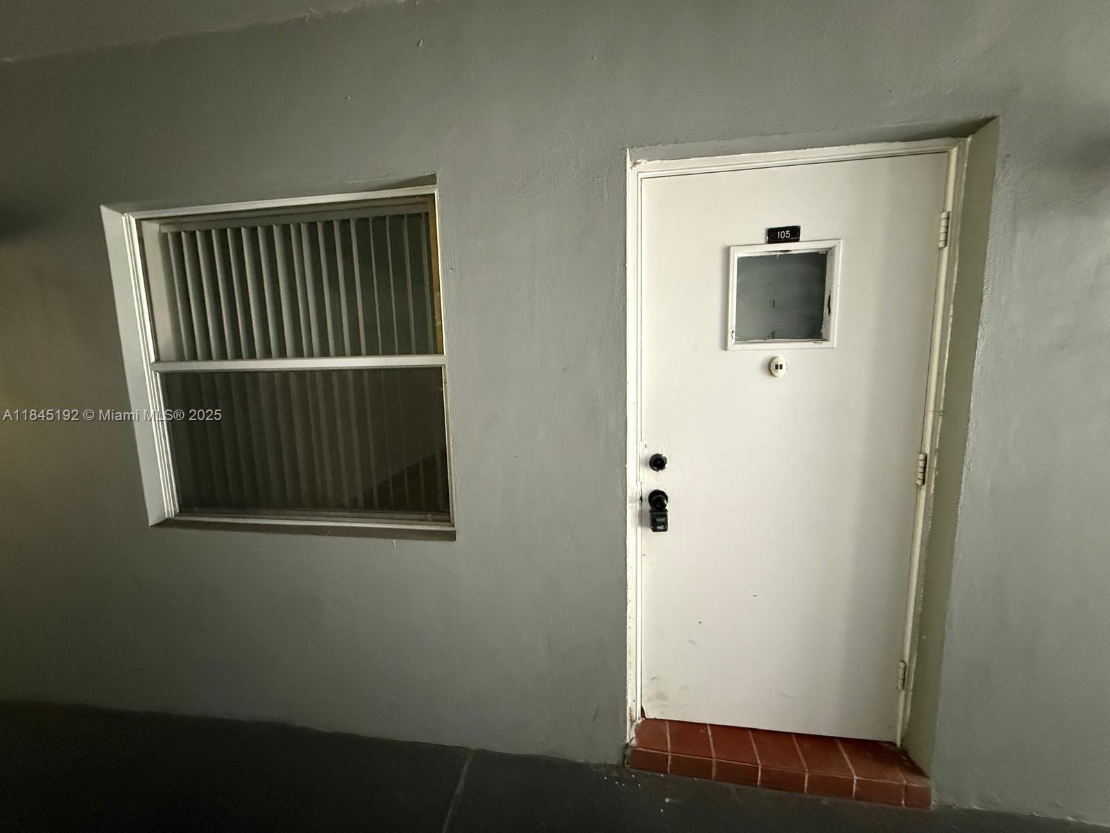 JOE-RON NORTH CONDO - Residential Lease