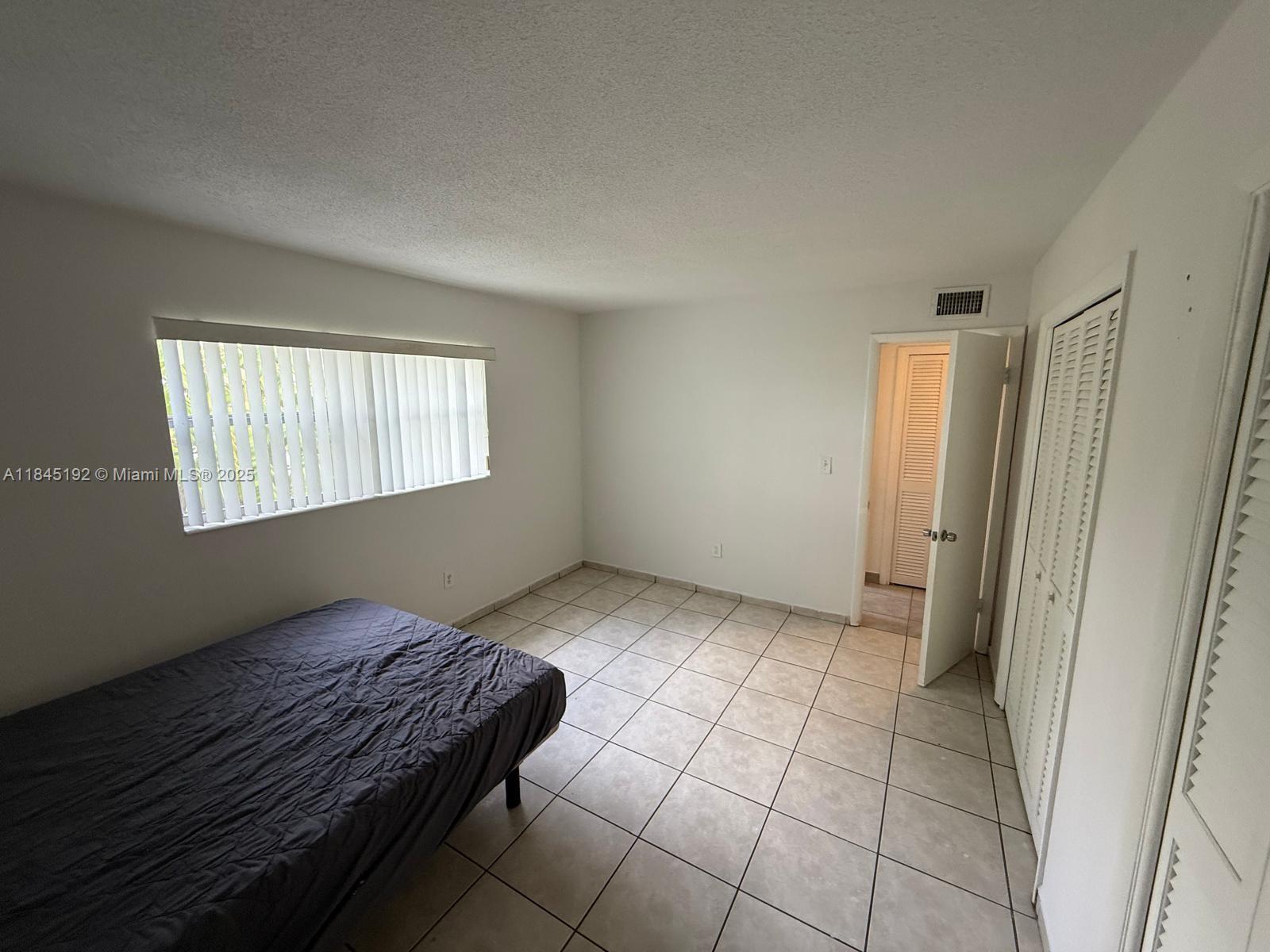 JOE-RON NORTH CONDO - Residential Lease
