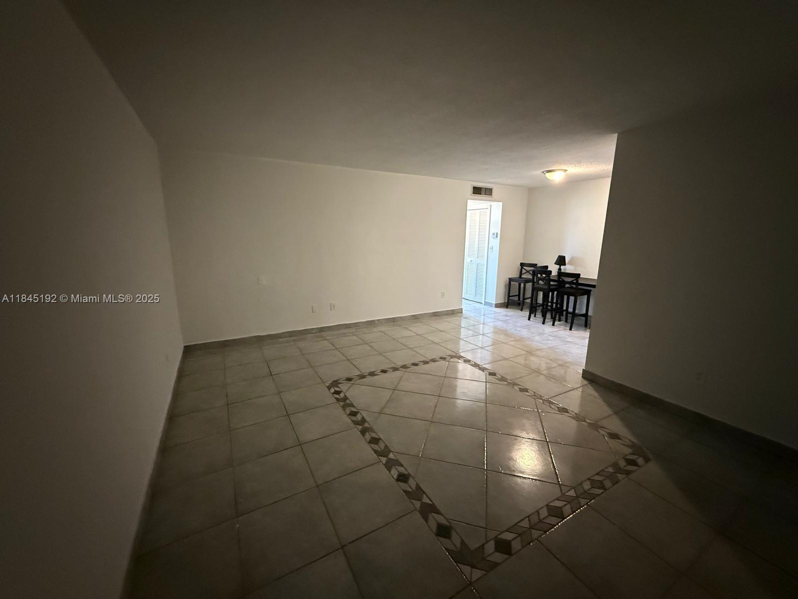 JOE-RON NORTH CONDO - Residential Lease