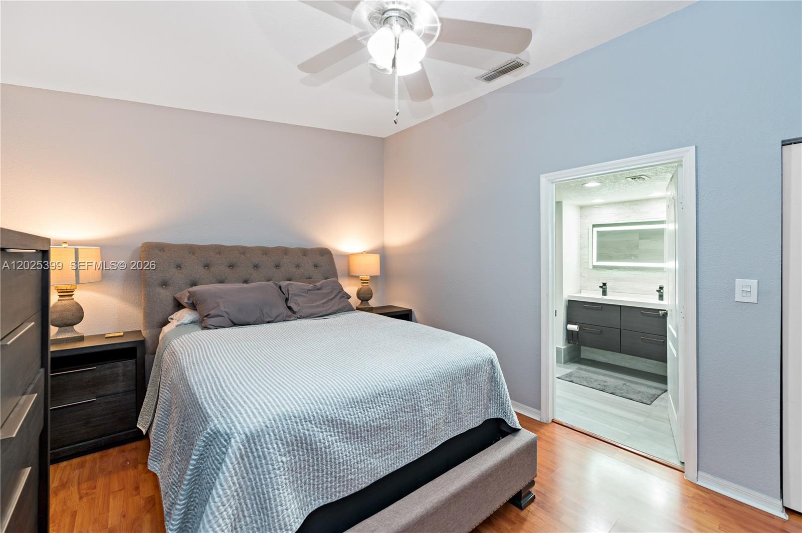 LES FONTAINES CONDO - Residential