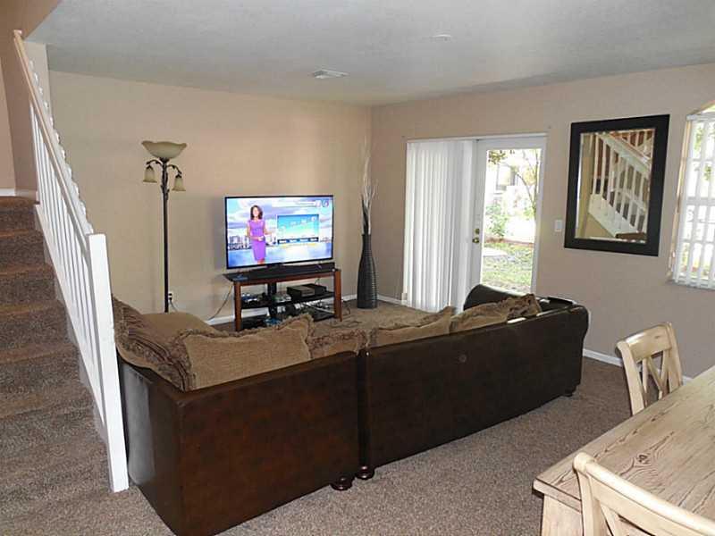 LETO TOWNHOME COMM - Residential Lease