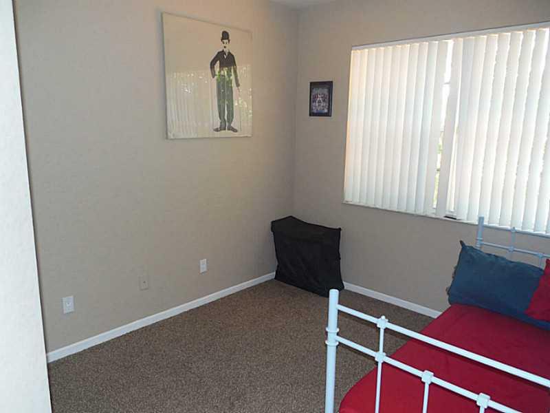 LETO TOWNHOME COMM - Residential Lease