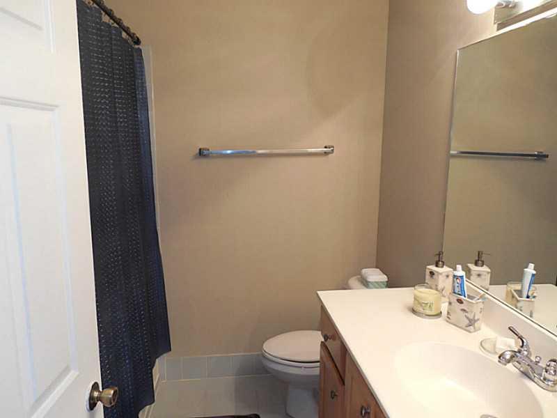 LETO TOWNHOME COMM - Residential Lease