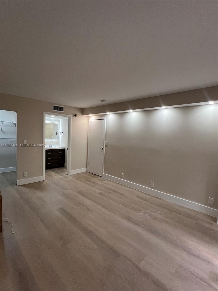 PLAZA OF AMERICAS CONDO P - Residential