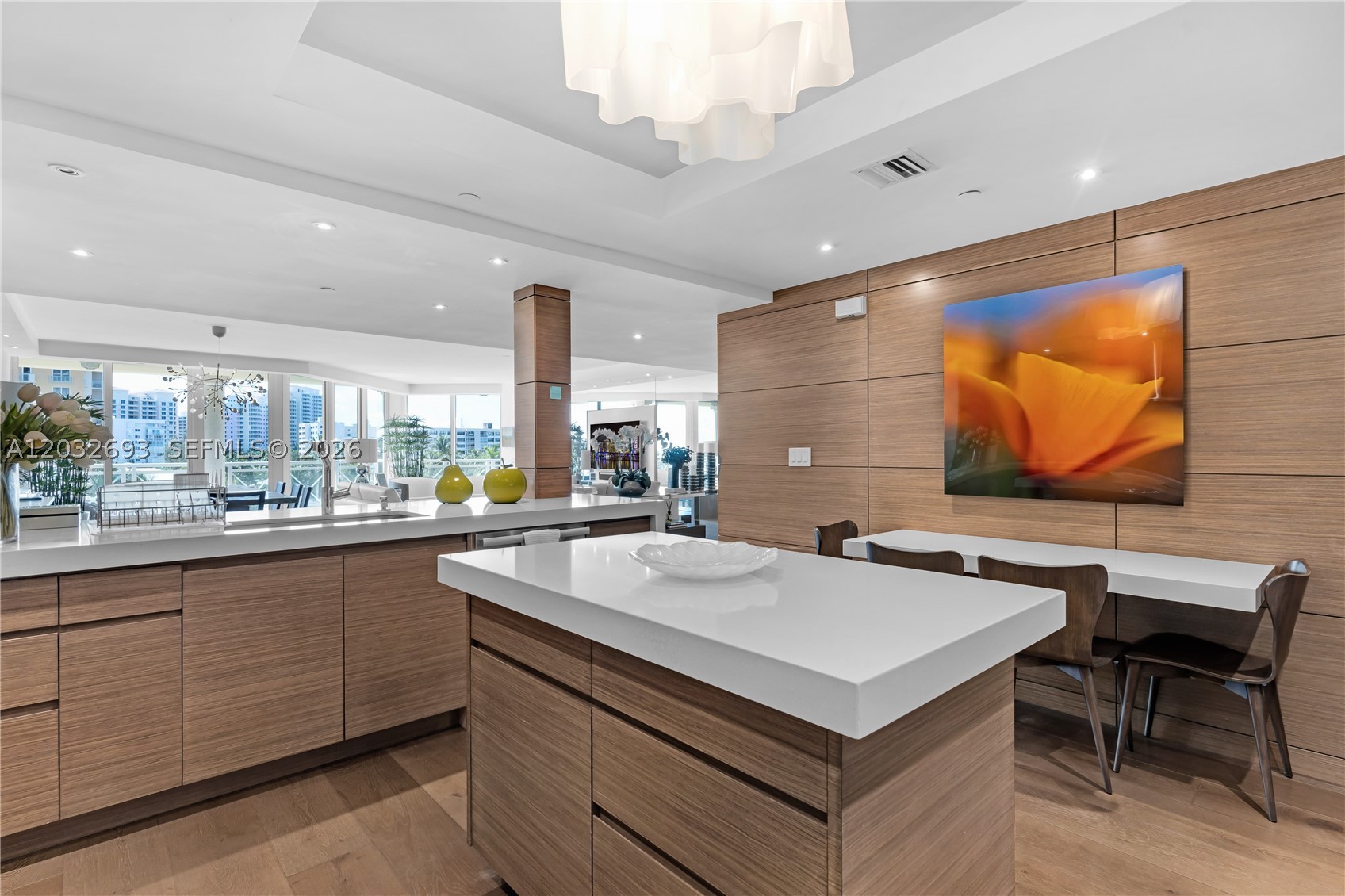 GRAND BAY TOWER CONDO - Residential