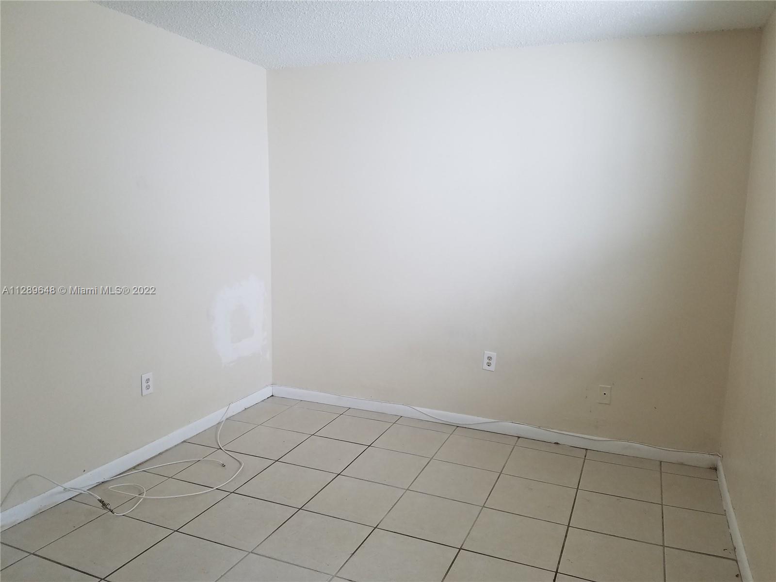 CITY OF MIAMI SOUTH - Residential Lease