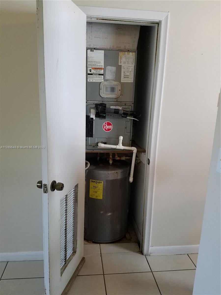 CITY OF MIAMI SOUTH - Residential Lease