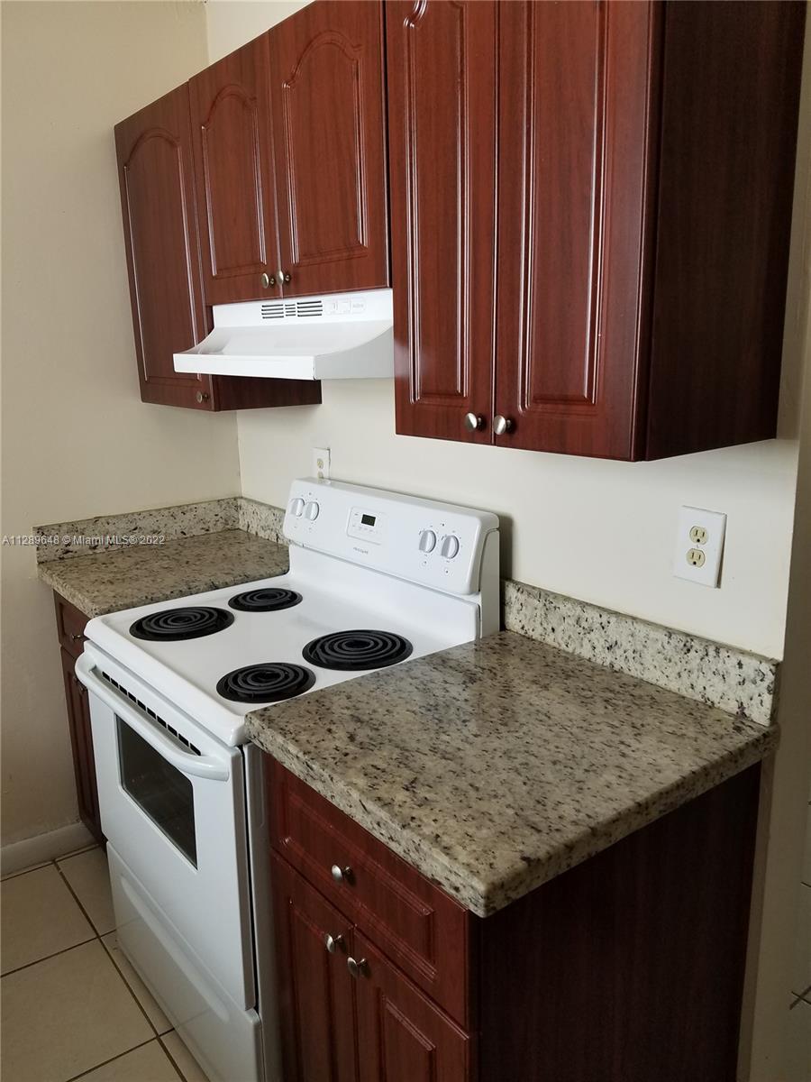 CITY OF MIAMI SOUTH - Residential Lease