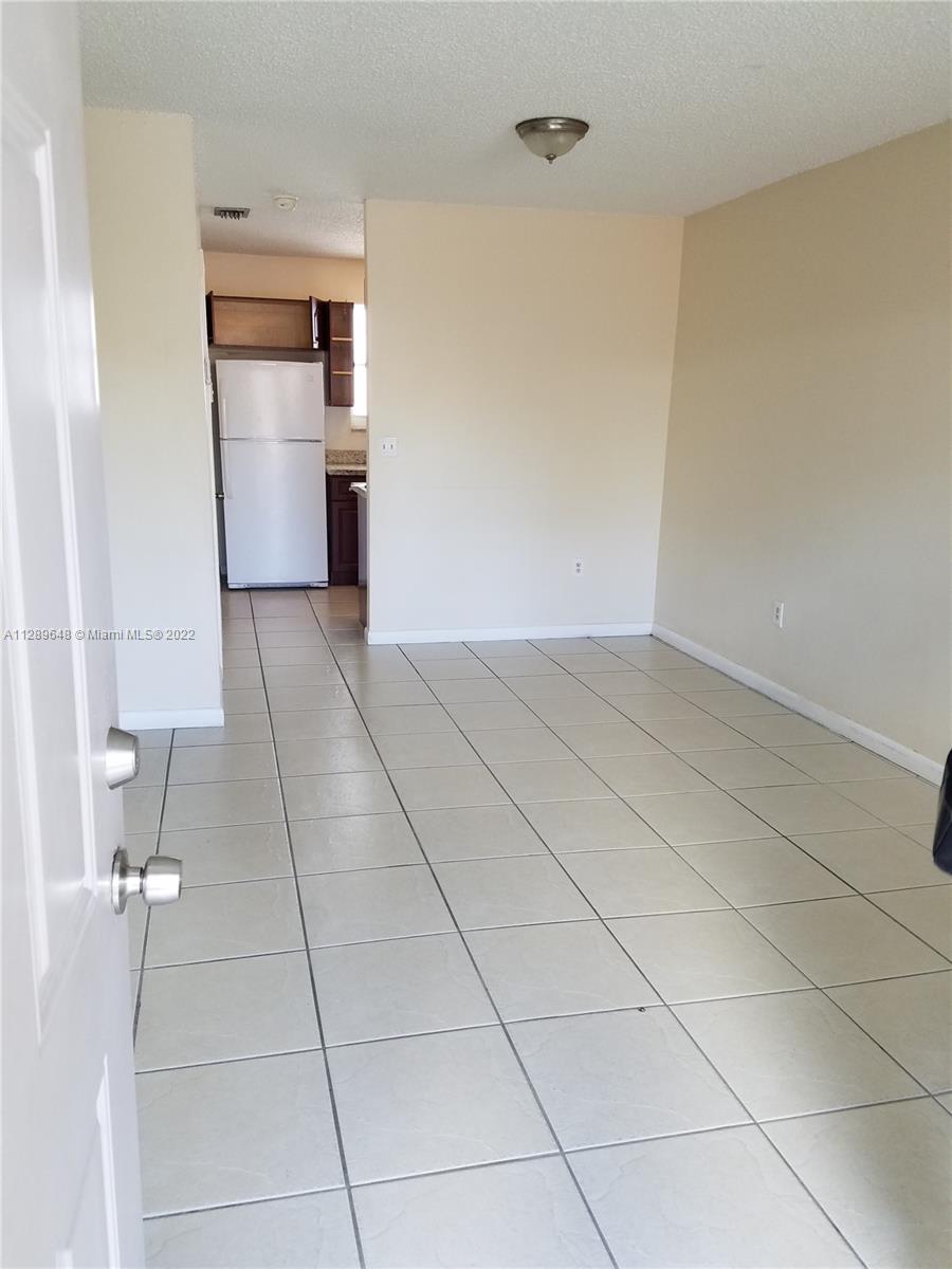 CITY OF MIAMI SOUTH - Residential Lease