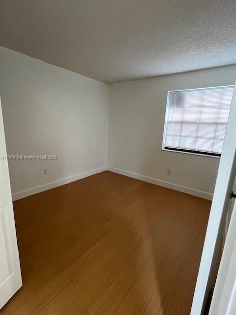 LAKESHORE CONDO 3 - Residential Lease