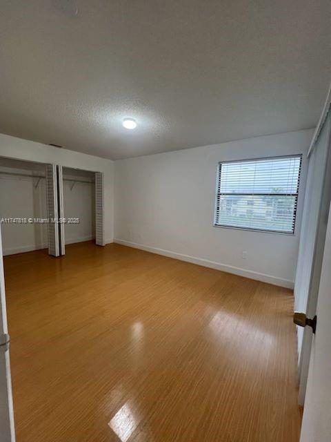 LAKESHORE CONDO 3 - Residential Lease
