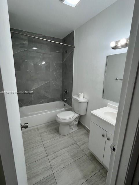 LAKESHORE CONDO 3 - Residential Lease