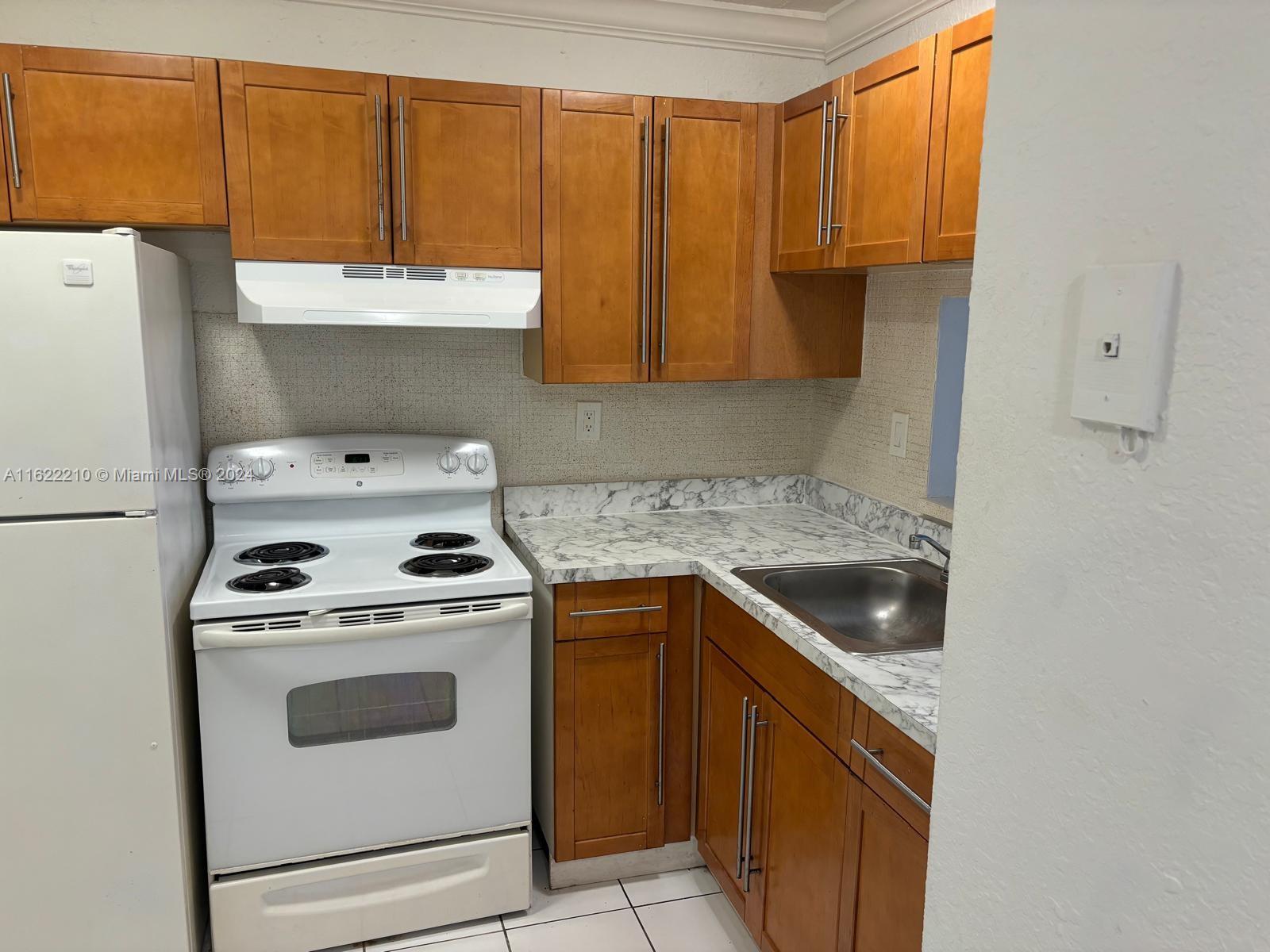 MONTECARLO CONDO - Residential Lease