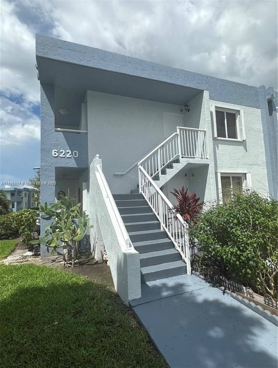 LAKE FOREST PARK CONDO VI - Residential Lease