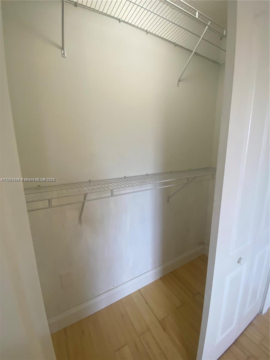 LAKE FOREST PARK CONDO VI - Residential Lease