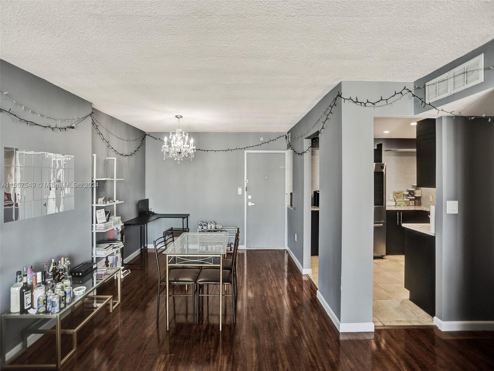 ADMIRALS PORT CONDO WEST - Residential