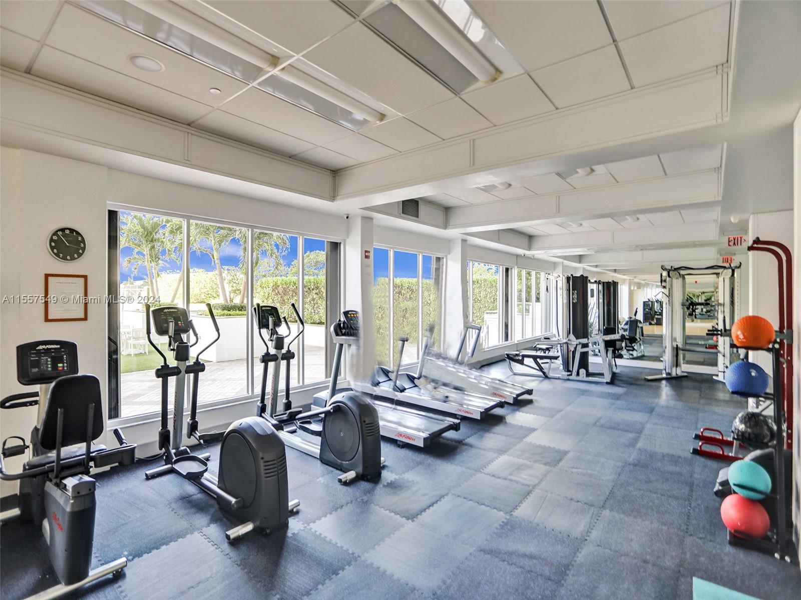 ADMIRALS PORT CONDO WEST - Residential