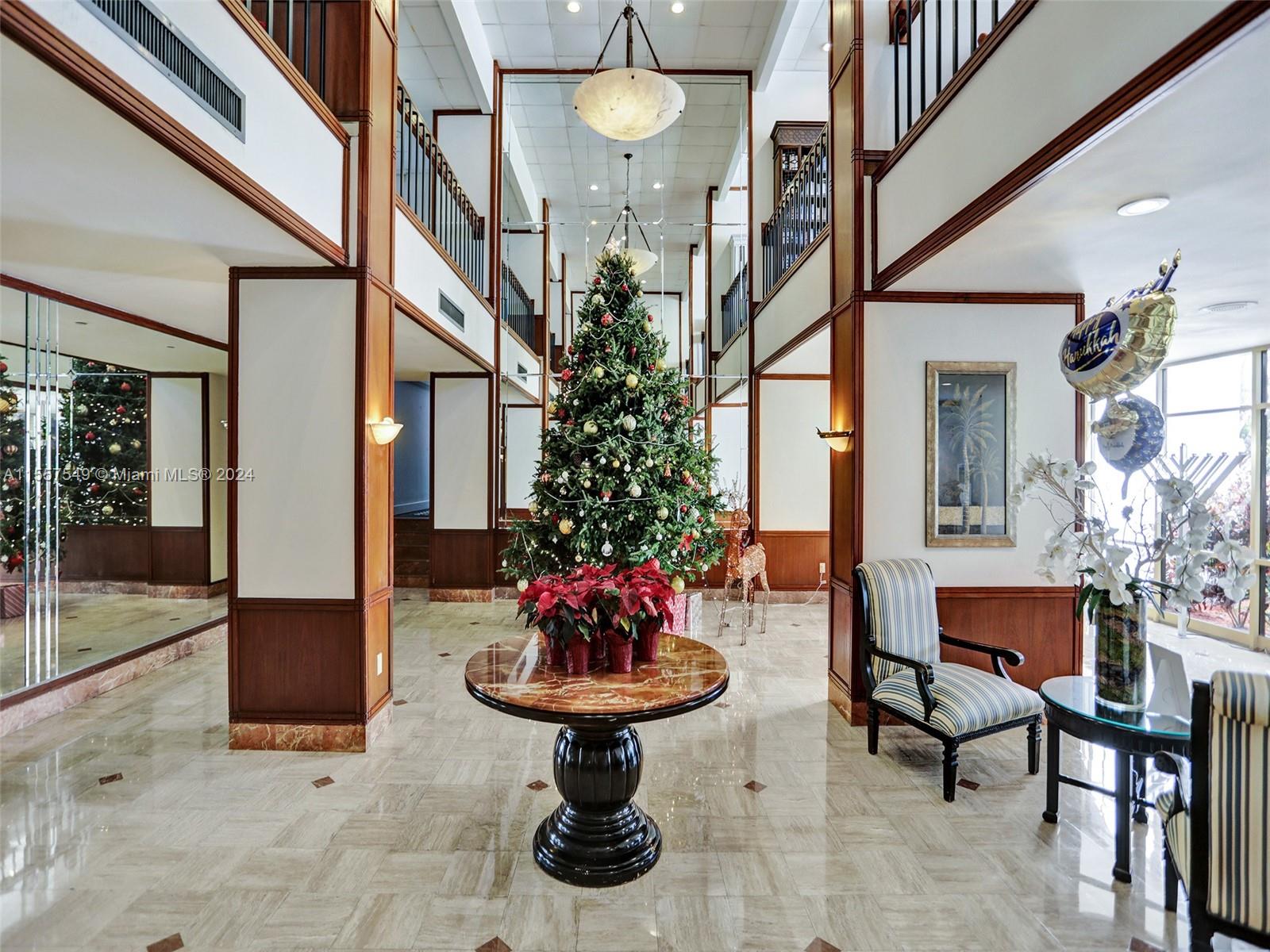 ADMIRALS PORT CONDO WEST - Residential