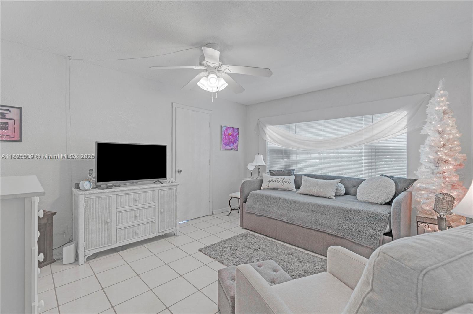 HILLSBORO WINDSOR CONDO - Residential
