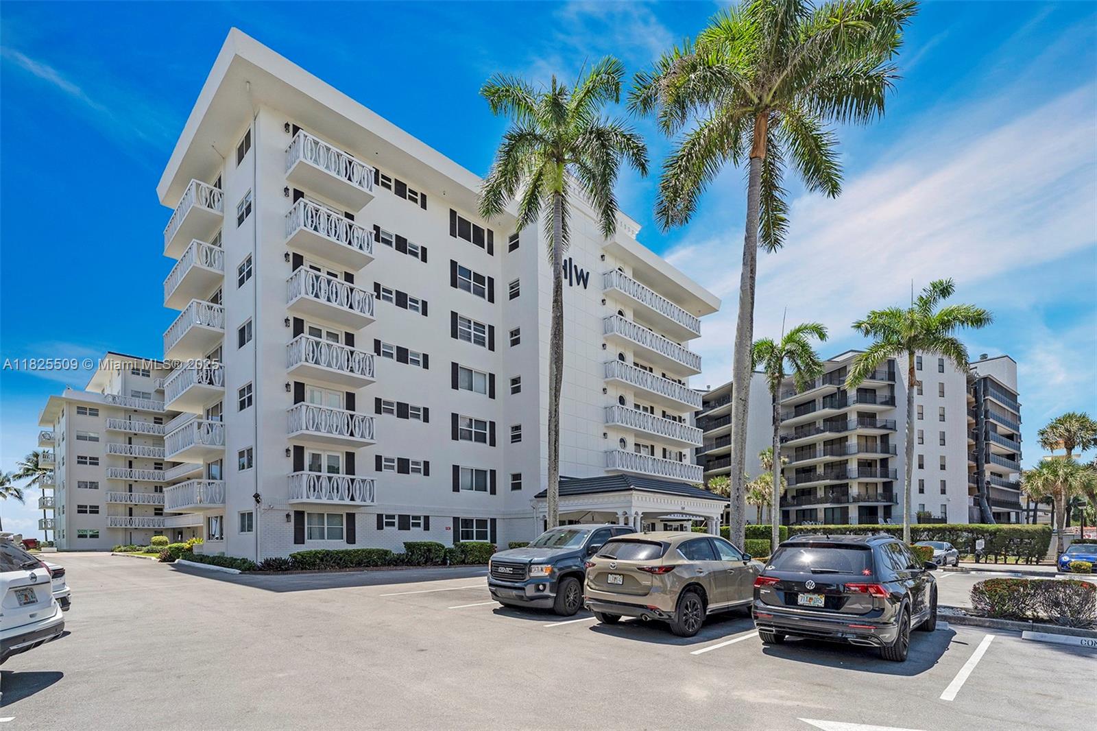 HILLSBORO WINDSOR CONDO - Residential