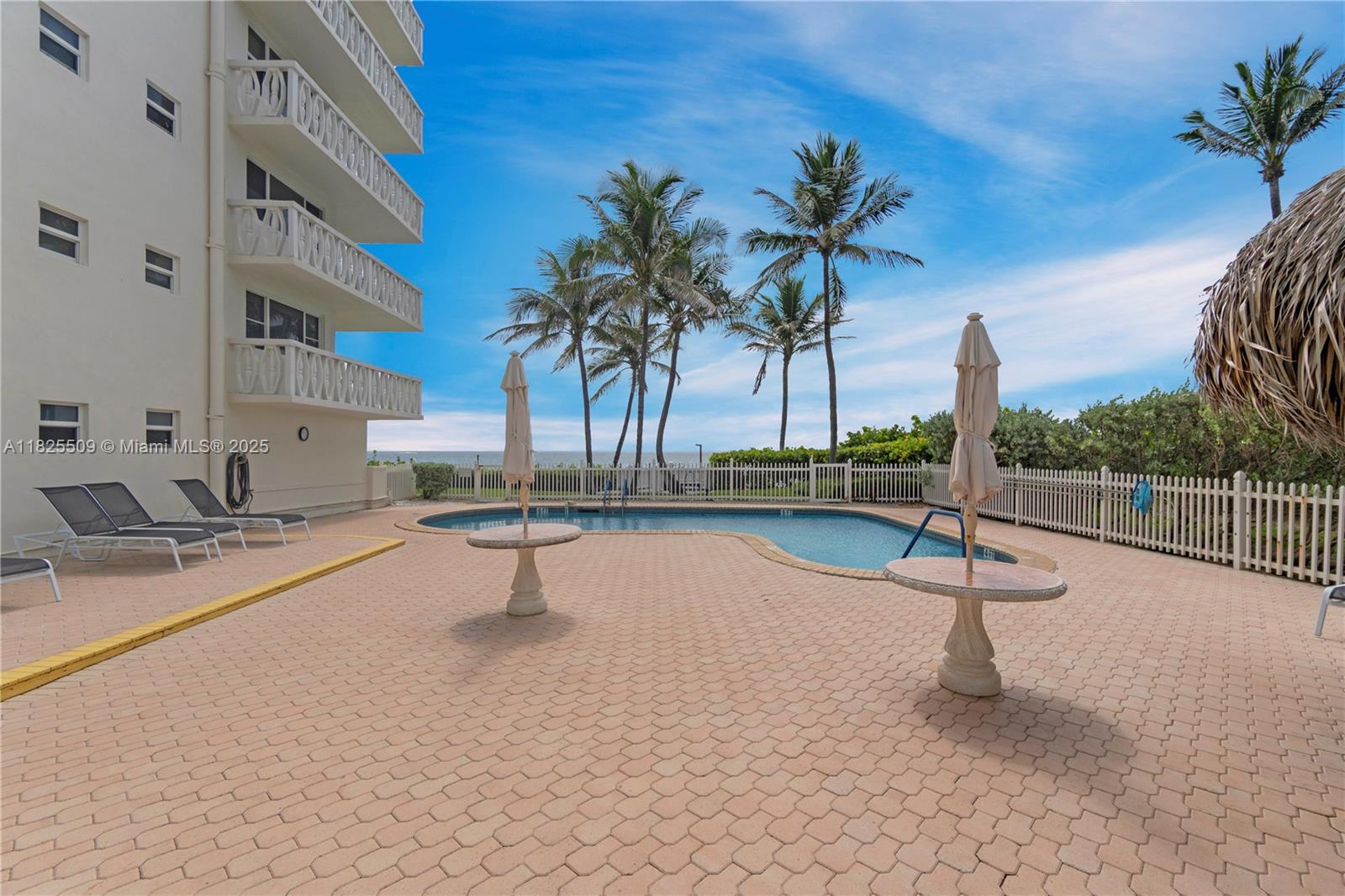 HILLSBORO WINDSOR CONDO - Residential