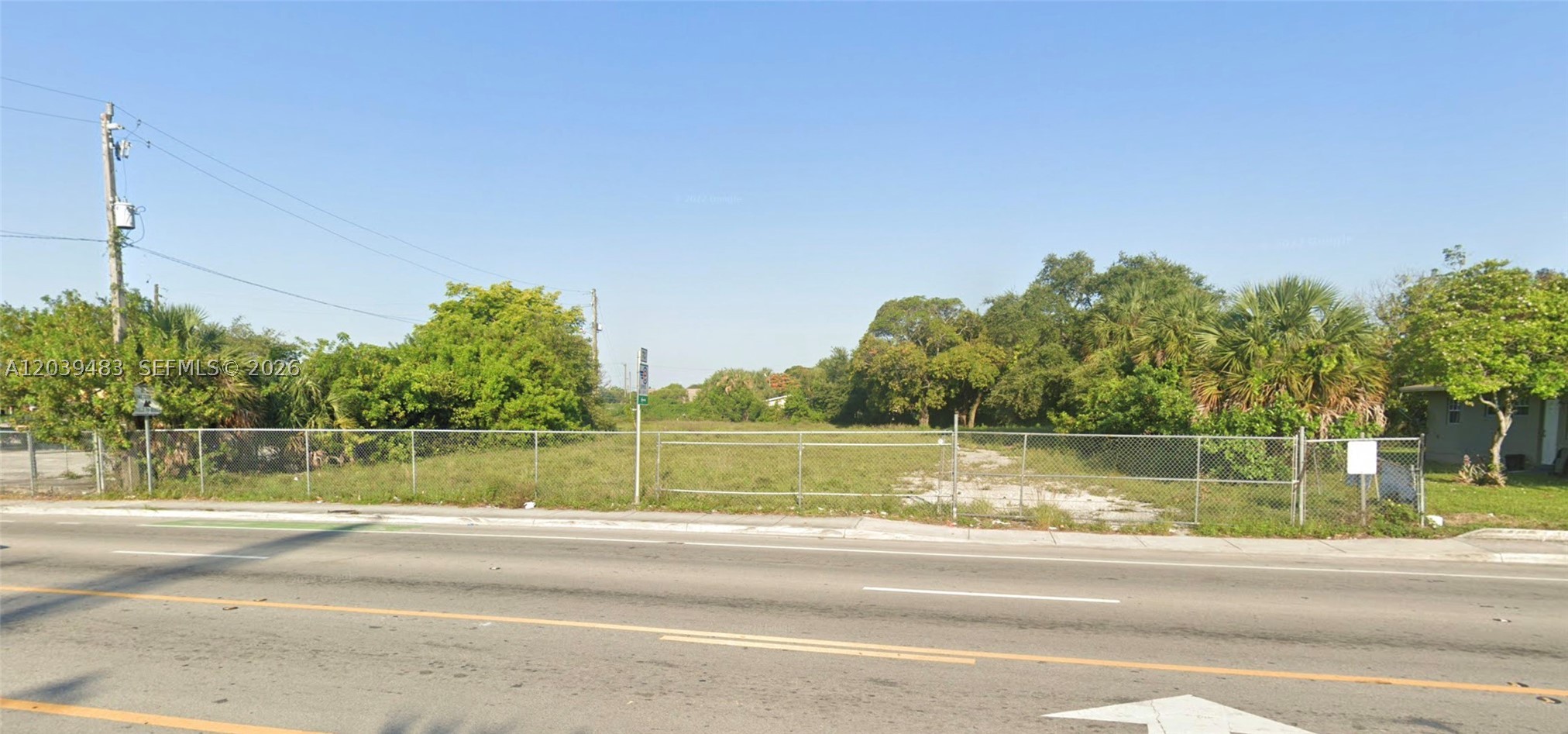 BOULEVARD GARDENS - Land