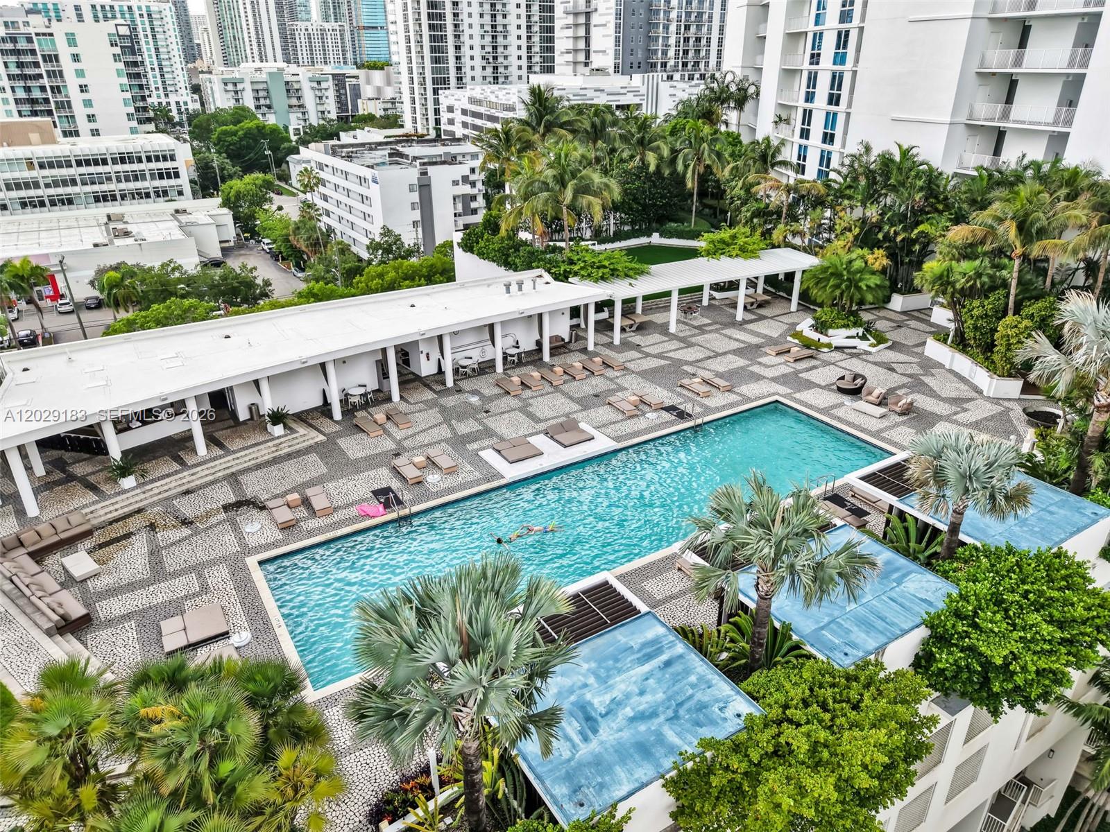 PARAMOUNT BAY CONDO - Residential Lease