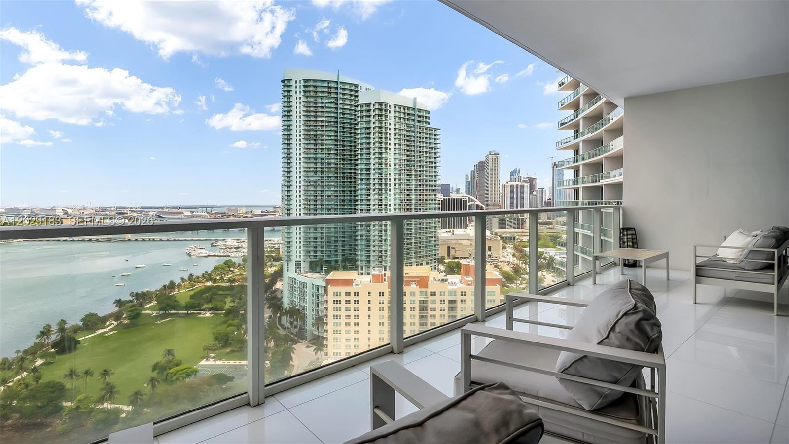 PARAMOUNT BAY CONDO - Residential Lease