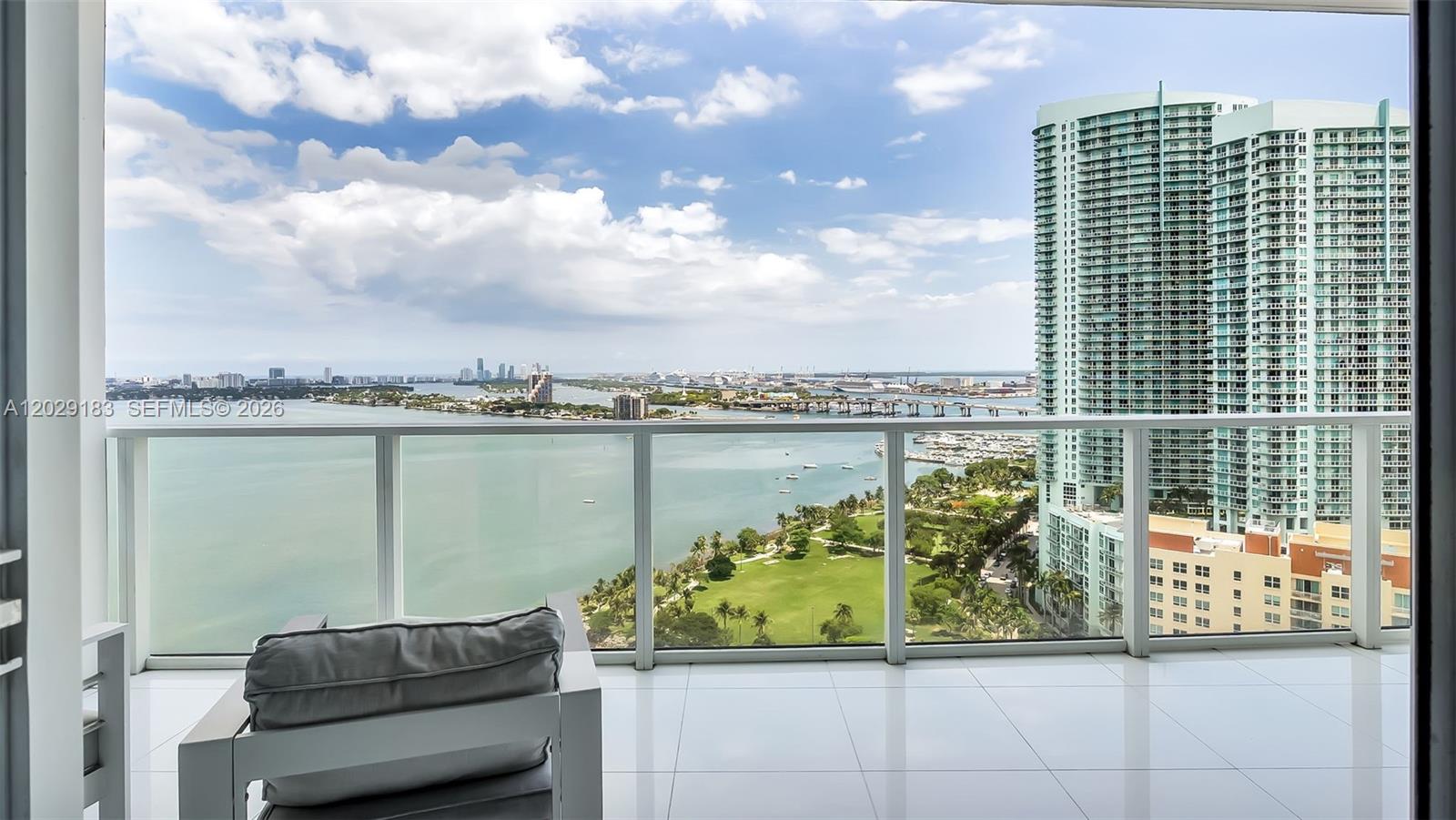 PARAMOUNT BAY CONDO - Residential Lease