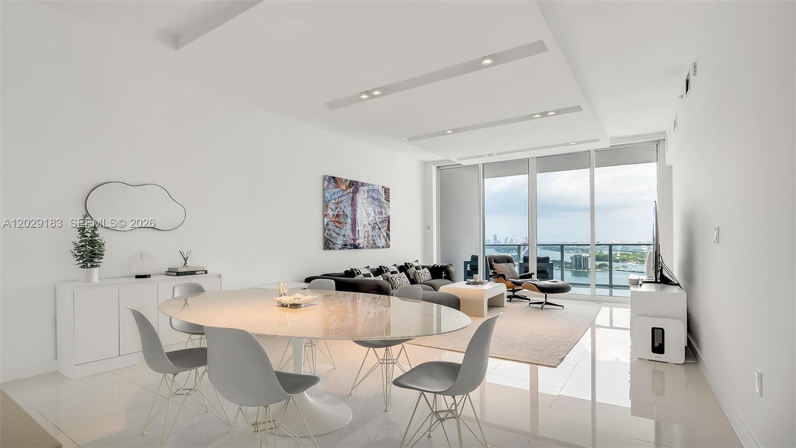 PARAMOUNT BAY CONDO - Residential Lease